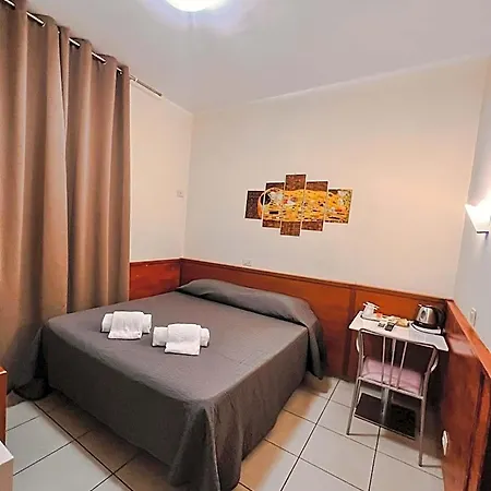 Alius Hotel