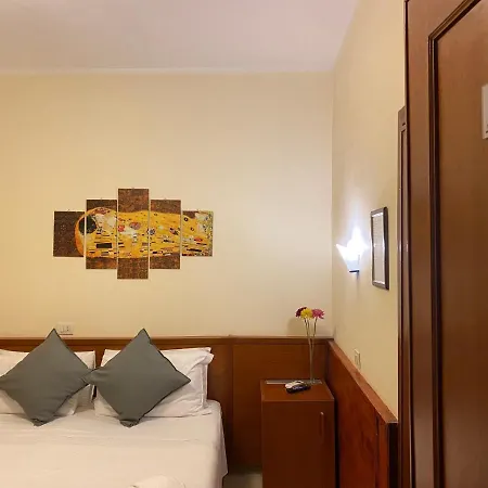 Alius Hotel