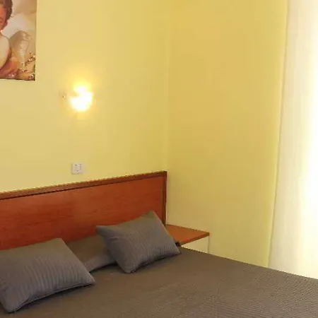 Alius Hotel